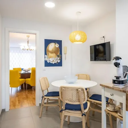 Daire Bellavista Apartament With Pool And Seaviews *